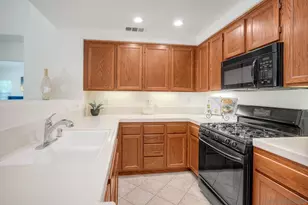 10334 Scripps Poway Pkwy, San Diego, CA 92131 - Photo 6