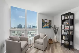 555 Front St, San Diego, CA 92101 - Photo 36