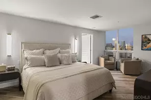 555 Front St, San Diego, CA 92101 - Photo 32