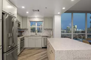 555 Front St, San Diego, CA 92101 - Photo 30