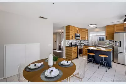  1772 Promenade Cir, Vista, CA 92083 - Photo 10
