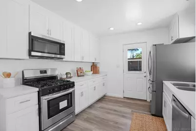 74 Vallecitos Way, Chula Vista, CA 91910 - Photo 6