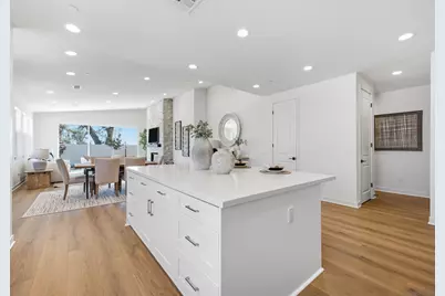  2 W Pine St, Altadena, CA 91001 - Photo 10
