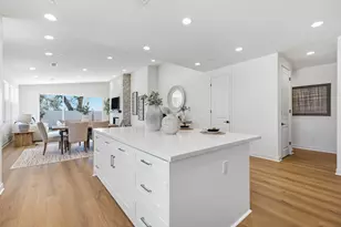 2 W Pine St, Altadena, CA 91001 - Photo 10