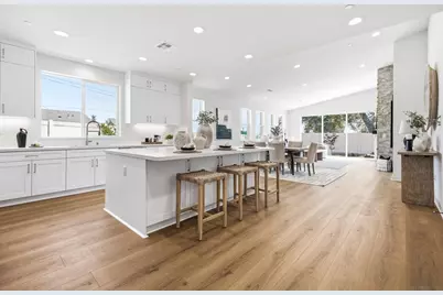  2 W Pine St, Altadena, CA 91001 - Photo 2