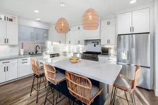 6443 Amethyst Way, Carlsbad, CA 92011 - Photo 2
