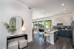 8570 Aspect Dr, San Diego, CA 92108 - Photo 2