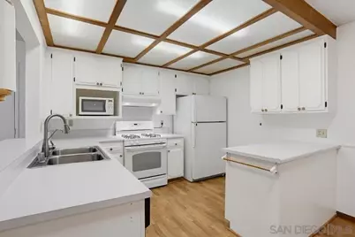  8495 Flanders, San Diego, CA 92126 - Photo 10
