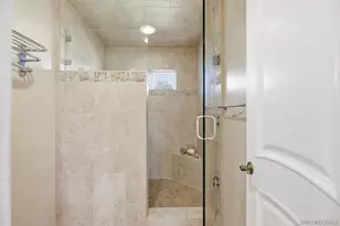 2055 Caminito San Nicholas, La Jolla, CA 92037 - Photo 10
