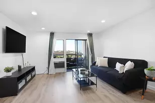 6930 Hyde Park Dr, San Diego, CA 92119 - Photo 2