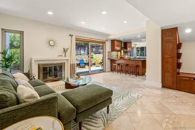  1141 Cerro Largo Dr, Solana Beach, CA 92075 - Photo 16