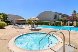9249 Village Glen Dr, San Diego, CA 92123 - Photo 36
