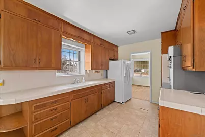  6334 Mesita Dr, San Diego, CA 92115 - Photo 18