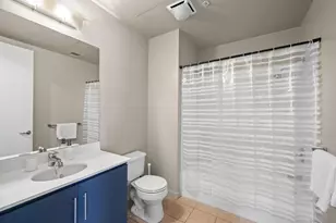 527 Tenth Ave, San Diego, CA 92101 - Photo 20
