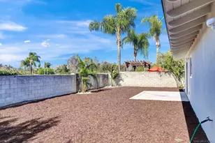12702 Metate Ln, Poway, CA 92064 - Photo 10