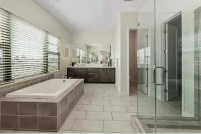  13710 Chestnut Ct, San Diego, CA 92130 - Photo 32