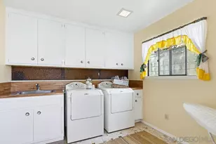 9832 Estrella Dr, Spring Valley, CA 91977 - Photo 36