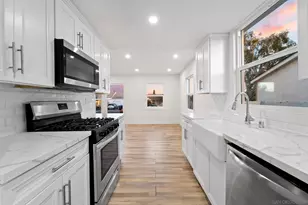 4220 E Overlook Dr, San Diego, CA 92115 - Photo 10
