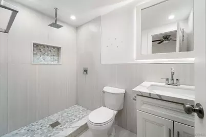  4220 E Overlook Dr, San Diego, CA 92115 - Photo 18