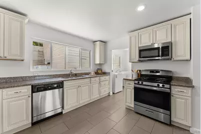  5321 Santa Margarita, San Diego, CA 92114 - Photo 8
