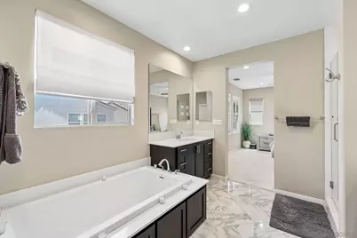  910 Camino Meandro, Chula Vista, CA 91913 - Photo 28