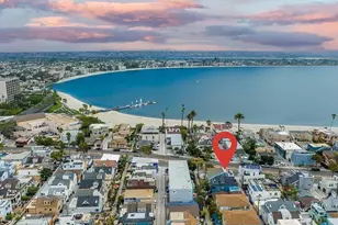 737 Whiting Ct, San Diego, CA 92109 - Photo 2