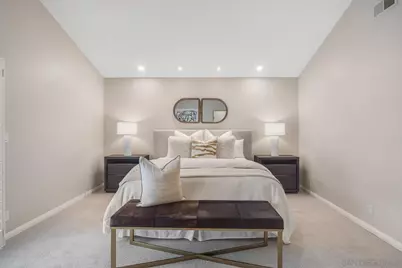  8355 Caminito Linterna, La Jolla, CA 92037 - Photo 18