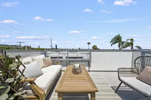 1952 Hornblend, San Diego, CA 92109 - Photo 20