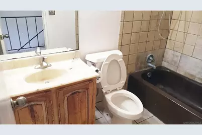  6642 Bell Bluff Ave #B, San Diego, CA 92119 - Photo 10