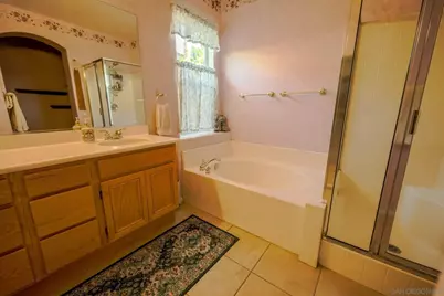 2889 Camden Dr, Vista, CA 92081 - Photo 42