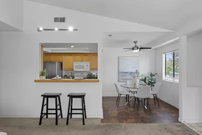  9409 Fairgrove Lane #204, San Diego, CA 92129 - Photo 6