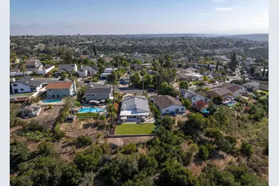  5952 Highplace Dr, San Diego, CA 92120 - Photo 28