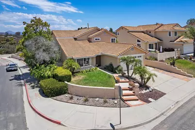  15595 Corte Montanoso, San Diego, CA 92127 - Photo 2