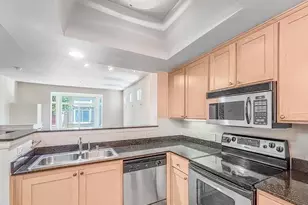 2400 Fifth Ave, San Diego, CA 92101 - Photo 4