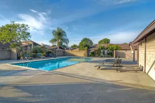 440 Parkside Dr, Oceanside, CA 92058 - Photo 34