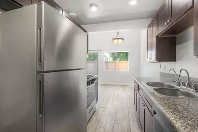  440 Parkside Dr, Oceanside, CA 92058 - Photo 12