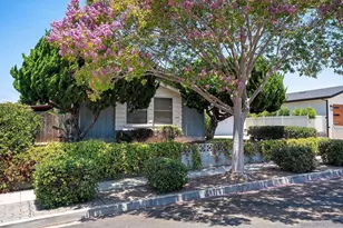 3270 Innuit Ave, San Diego, CA 92117 - Photo 2