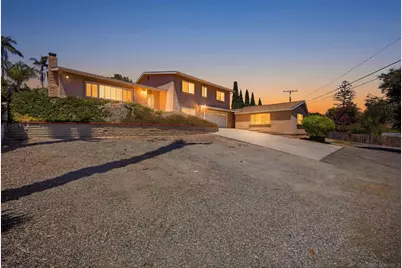  352 Beaumont, Vista, CA 92084 - Photo 1