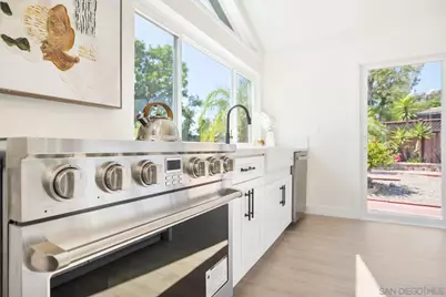  9956 Cummins Pl, San Diego, CA 92131 - Photo 6