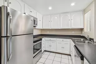 475 N Midway Dr, Escondido, CA 92027 - Photo 4