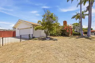 6404 Zena Dr, San Diego, CA 92115 - Photo 2
