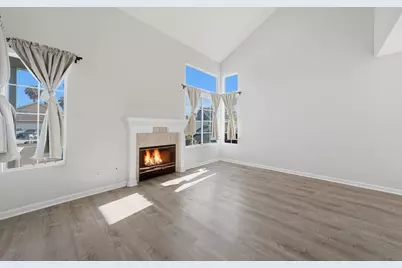  4883 Jarrett Court, San Diego, CA 92113 - Photo 8