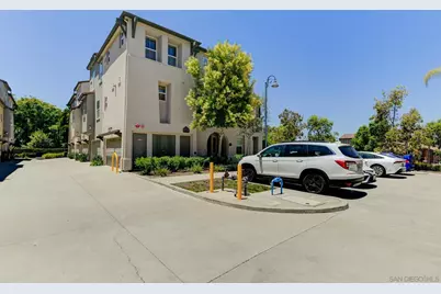  16950 Vasquez Way #107, San Diego, CA 92127 - Photo 2