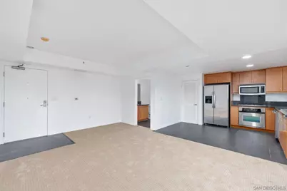  875 G St. #707, San Diego, CA 92101 - Photo 4
