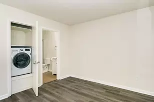 1350 N Escondido Blvd, Escondido, CA 92026 - Photo 6
