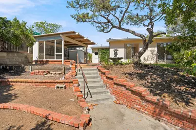  3636 Tomahawk Ln, San Diego, CA 92117 - Photo 8