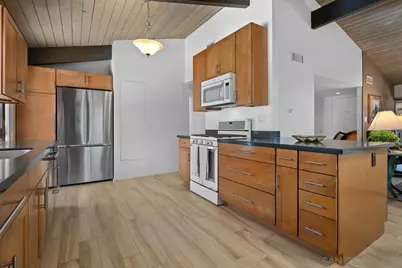  2512 San Joaquin, San Diego, CA 92109 - Photo 2