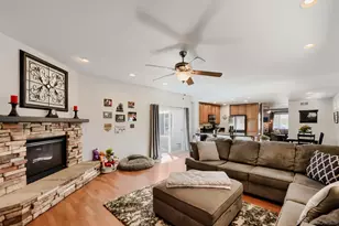 9322 Lake Country Dr, Santee, CA 92071 - Photo 14