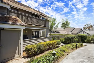  1059 Shadowridge Drive #7, Vista, CA 92081 - Photo 4