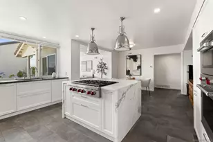 2035 Caminito El Canario, La Jolla, CA 92037 - Photo 6